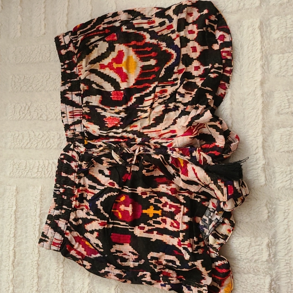 A.n.a comfy shorts, size xs, black and red multi colored, fun for summer
